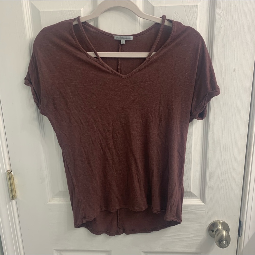 Short sleeve with neck details